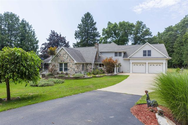 15797 Hillside Drive, Vandalia, MI 49095