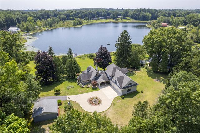 15797 Hillside Drive, Vandalia, MI 49095
