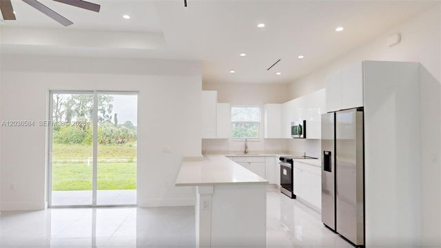 6050 Stratton Road 0, Fort Myers, FL 33905