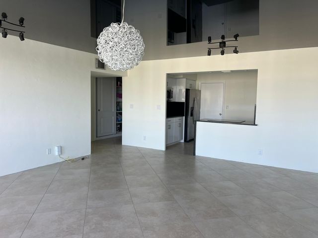 3233 NE 34th St 1404, Fort Lauderdale, FL 33308