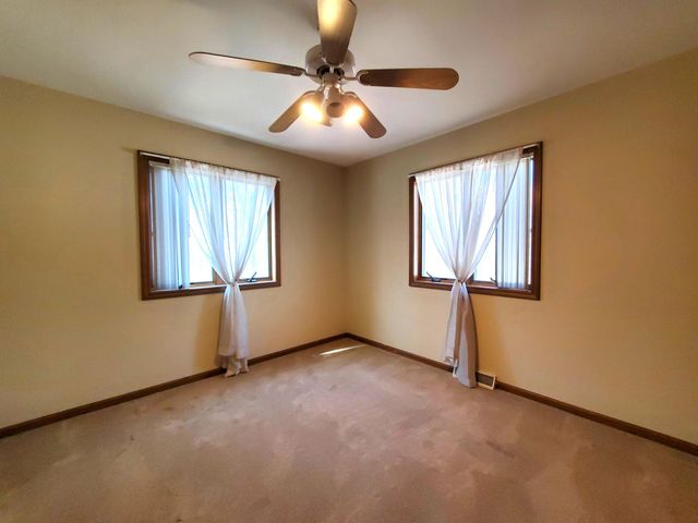 8155 S Us 421, San Pierre, IN 46374