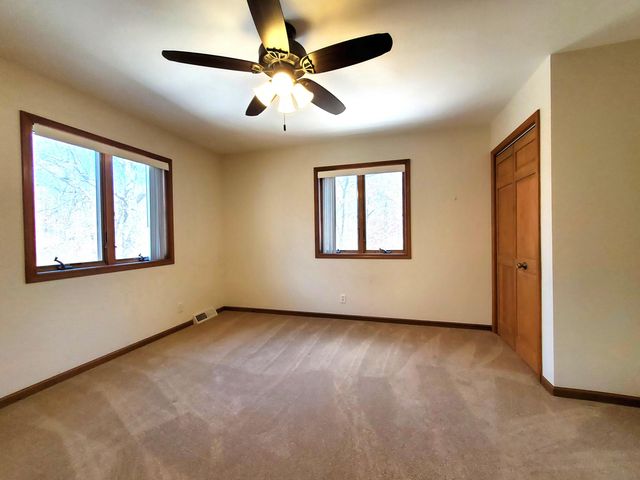 8155 S Us 421, San Pierre, IN 46374