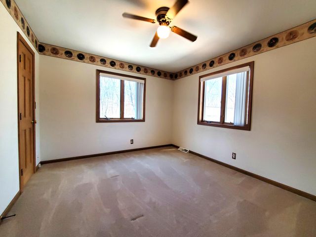 8155 S Us 421, San Pierre, IN 46374