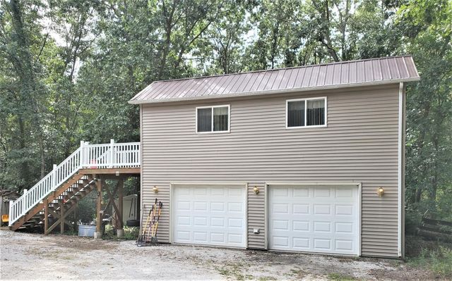 8155 S Us 421, San Pierre, IN 46374