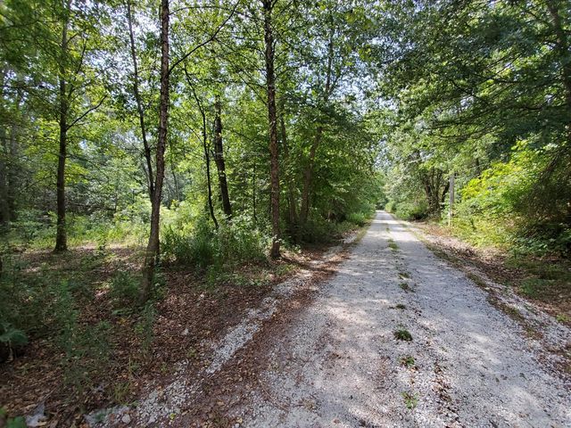 8155 S Us 421, San Pierre, IN 46374