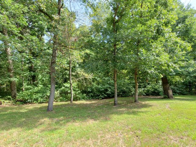 8155 S Us 421, San Pierre, IN 46374