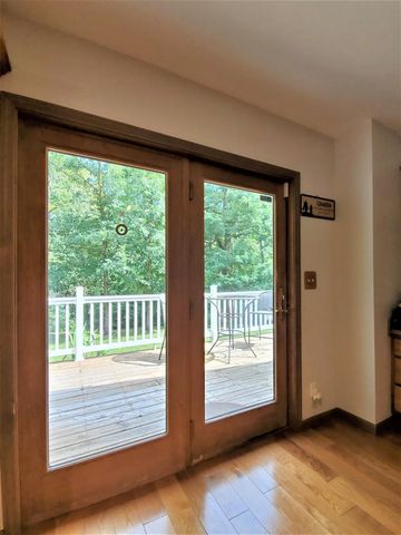 8155 S Us 421, San Pierre, IN 46374