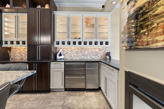 845 N High Street, 501 & 502, Columbus, OH 43215