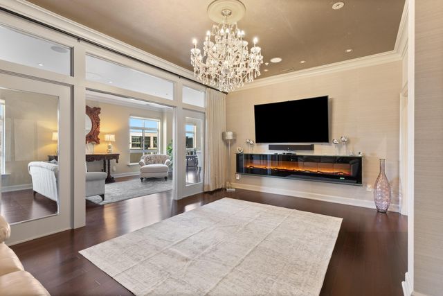 845 N High Street, 501 & 502, Columbus, OH 43215