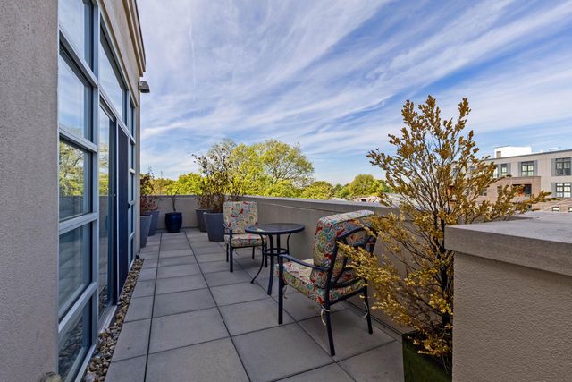 845 N High Street, 501 & 502, Columbus, OH 43215