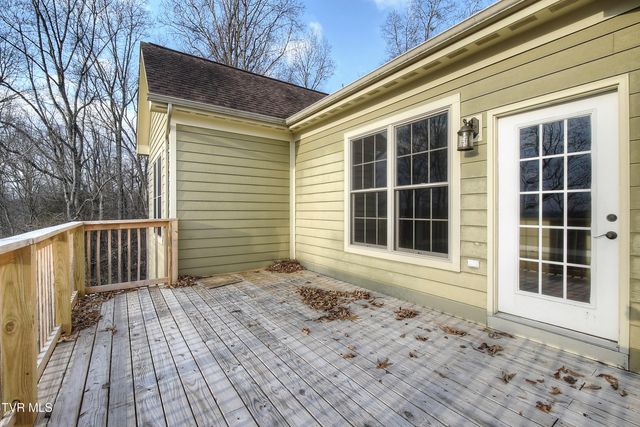 2325 Colonial View Road, Kingsport, TN 37663