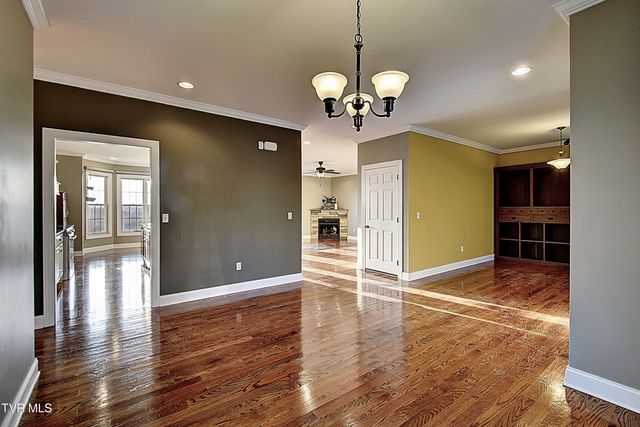 2325 Colonial View Road, Kingsport, TN 37663