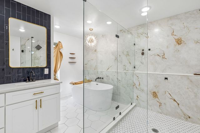 7166 Teresita Trail, Dallas, TX 75227