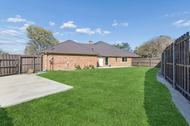 7166 Teresita Trail, Dallas, TX 75227