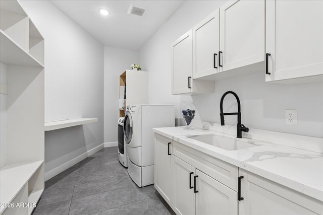 18232 W SAN JUAN Court, Litchfield Park, AZ 85340
