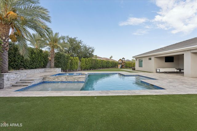 18232 W SAN JUAN Court, Litchfield Park, AZ 85340