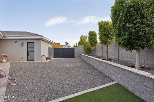 18232 W SAN JUAN Court, Litchfield Park, AZ 85340