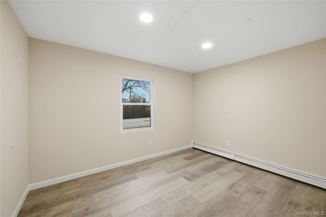 257 southaven Avenue, Medford, NY 11763