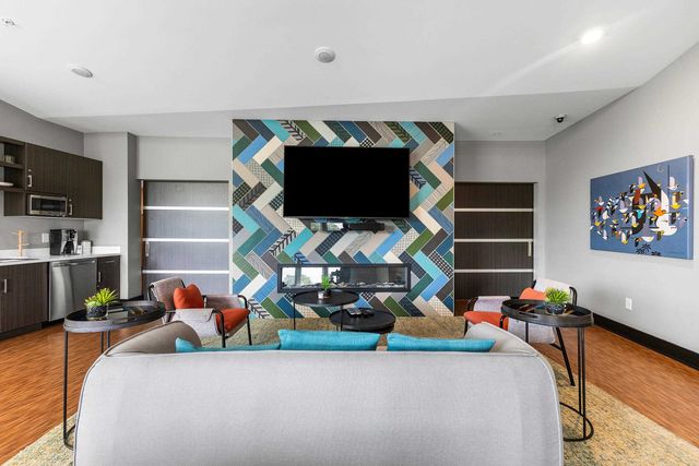 630 S Garfield Avenue 215, Traverse City, MI 49686