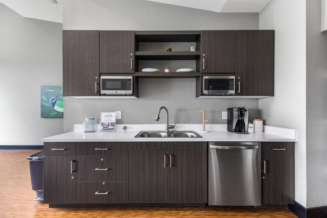 630 S Garfield Avenue 215, Traverse City, MI 49686