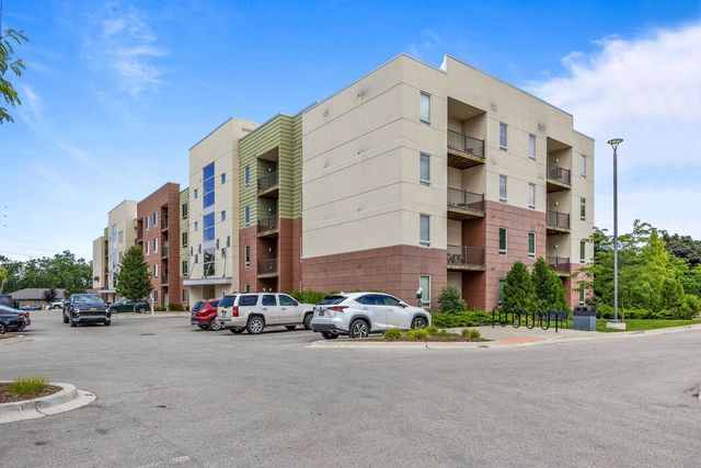 630 S Garfield Avenue 215, Traverse City, MI 49686