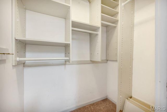 1605 Fahrpark Court, St Louis, MO 63146