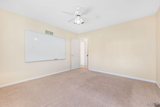 1605 Fahrpark Court, St Louis, MO 63146