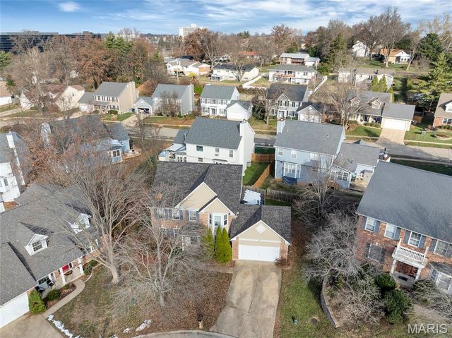 1605 Fahrpark Court, St Louis, MO 63146