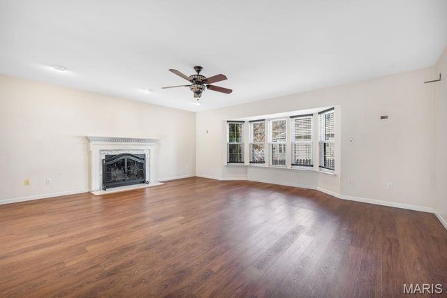 1605 Fahrpark Court, St Louis, MO 63146