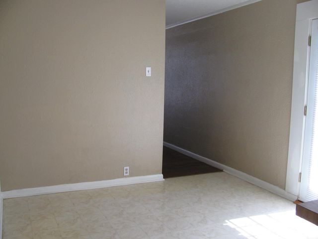 2704 Avenue V, Lubbock, TX 79411