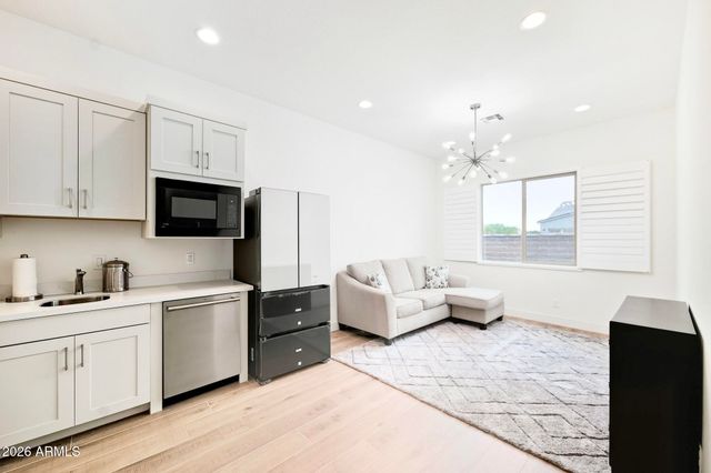 1353 E ARIS Drive, Gilbert, AZ 85298