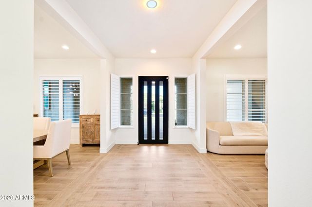 1353 E ARIS Drive, Gilbert, AZ 85298