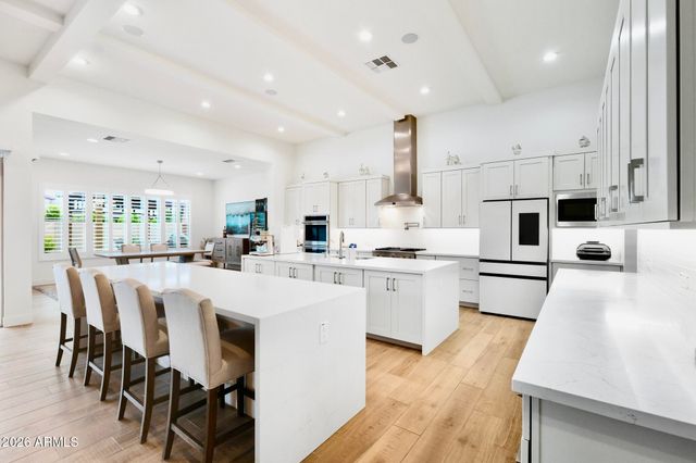 1353 E ARIS Drive, Gilbert, AZ 85298