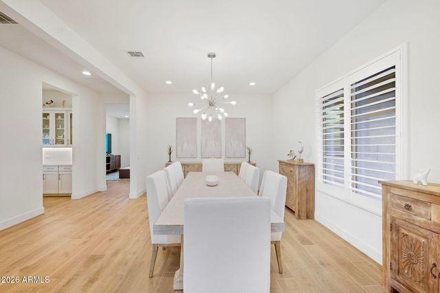 1353 E ARIS Drive, Gilbert, AZ 85298