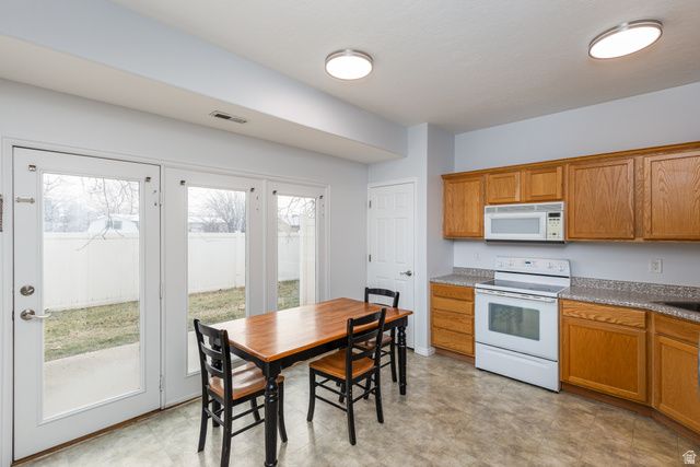 6677 S PINE LANDING WAY, West Jordan, UT 84084