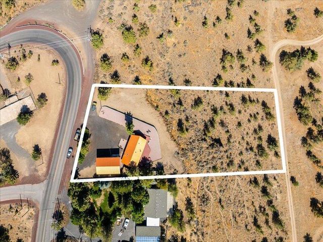 15297 SW Chinook Drive, Terrebonne, OR 97760