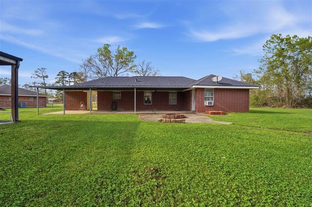 122 Lois Street, Dequincy, LA 70633