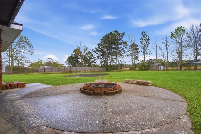 122 Lois Street, Dequincy, LA 70633