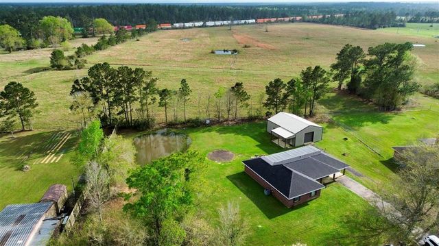 122 Lois Street, Dequincy, LA 70633