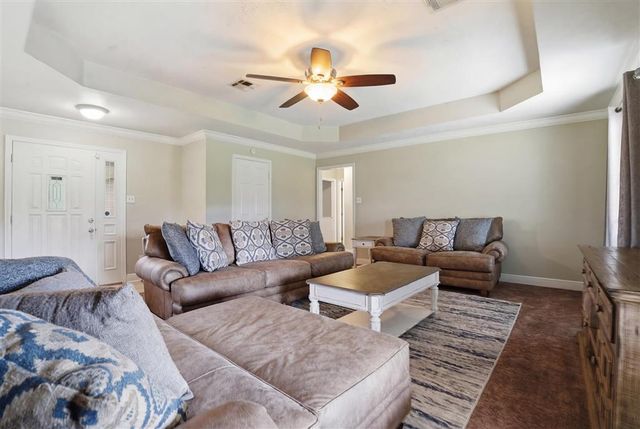 122 Lois Street, Dequincy, LA 70633