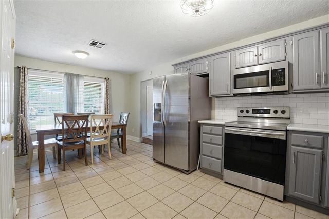 122 Lois Street, Dequincy, LA 70633