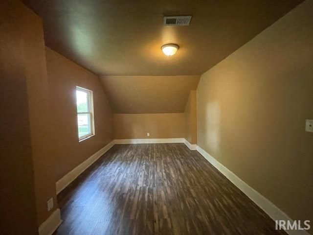 317 Studebaker Street, South Bend, IN 46628