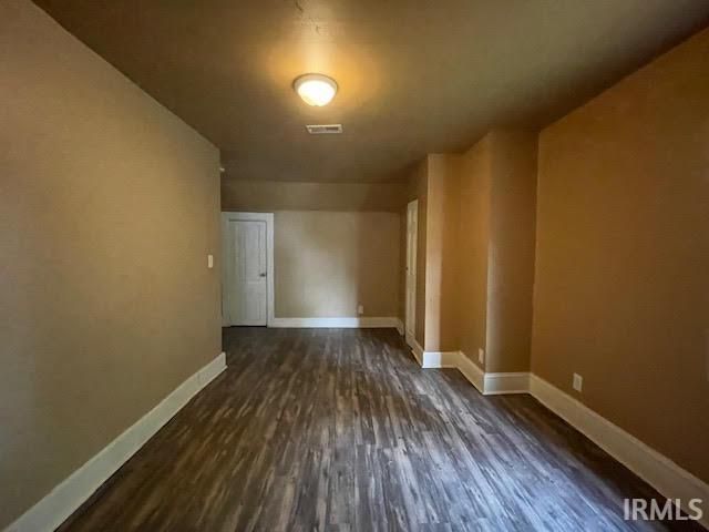 317 Studebaker Street, South Bend, IN 46628