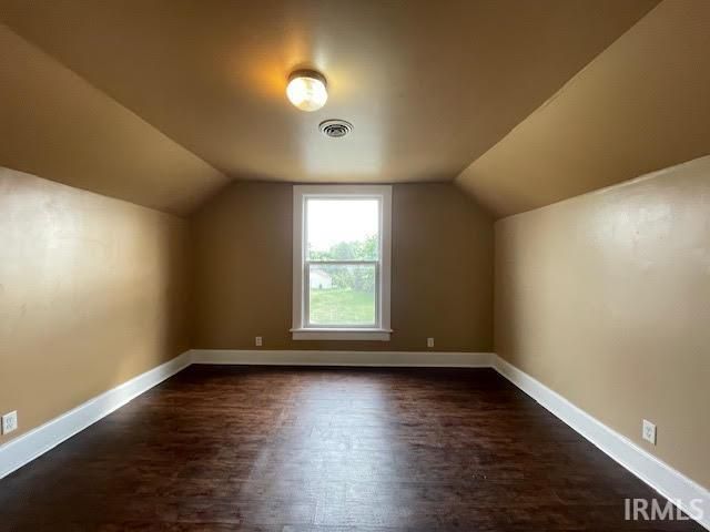317 Studebaker Street, South Bend, IN 46628
