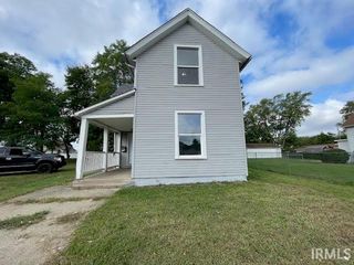 317 Studebaker Street, South Bend, IN 46628