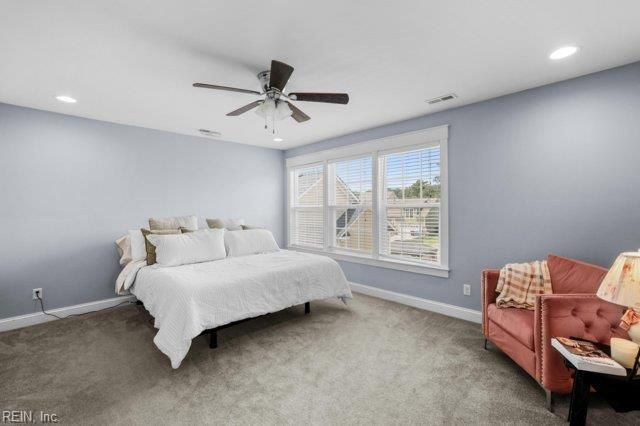 3320 Conservancy DR, Chesapeake, VA 23323