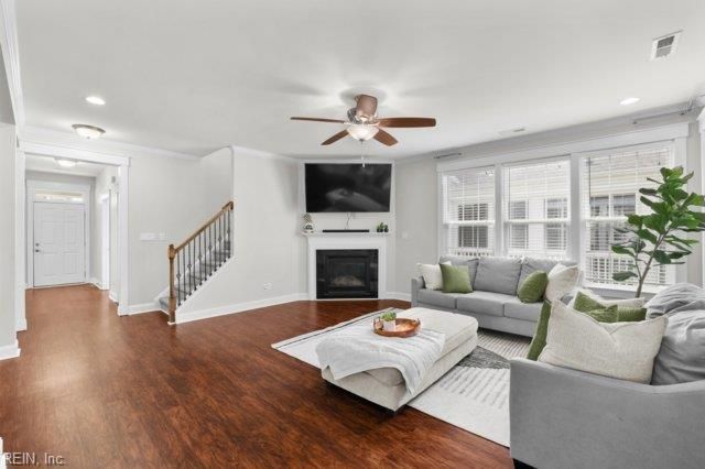 3320 Conservancy DR, Chesapeake, VA 23323