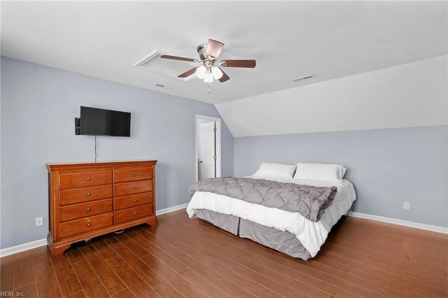 3320 Conservancy DR, Chesapeake, VA 23323