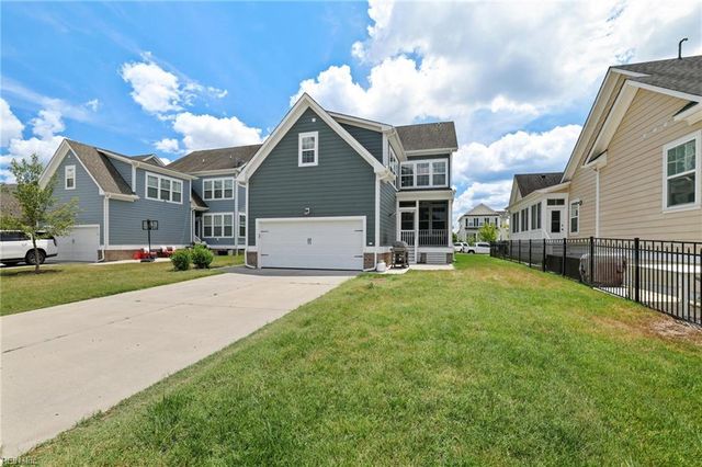 3320 Conservancy DR, Chesapeake, VA 23323