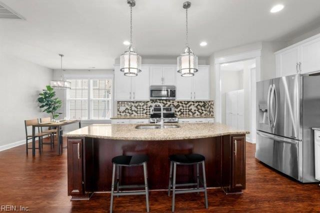 3320 Conservancy DR, Chesapeake, VA 23323